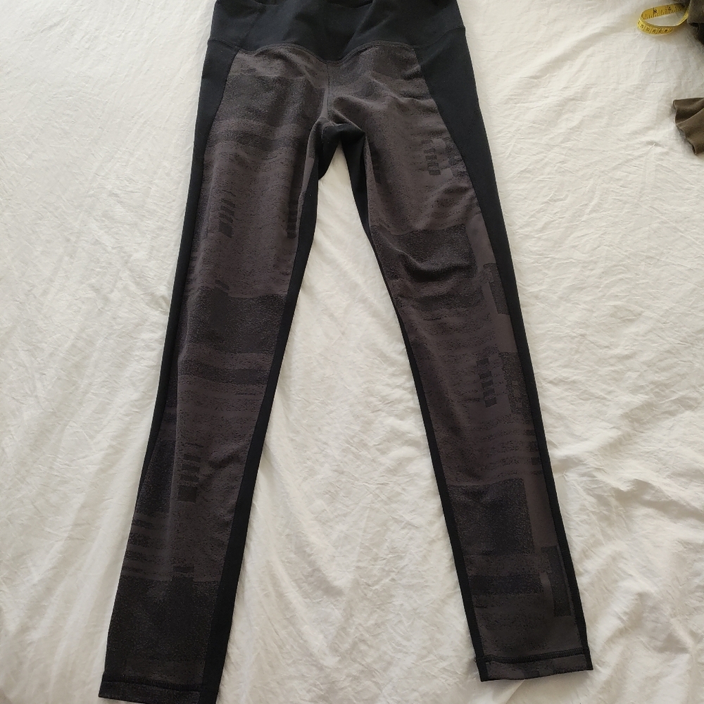Under Armour Black Leggings